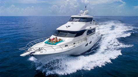 92 Amp 39 Symbol Yachts Andiamo For Charter 26 North Yachts