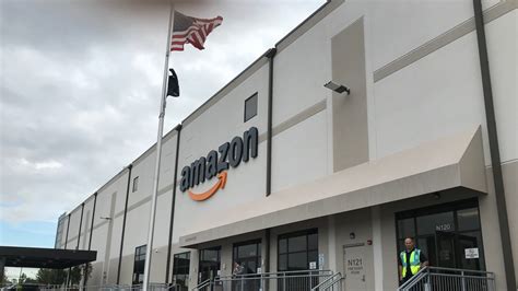 Amazon Opens New Edison Fulfillment Center Amazon Opens New Edison Fulfillment Center