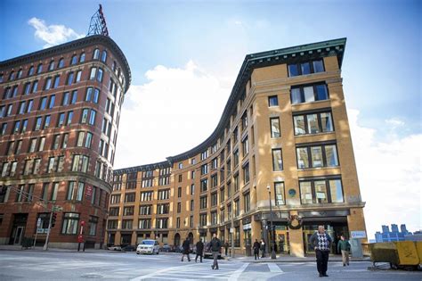 Amazon Says 900 Jobs Will Be Added At New Boston Office Bostonomix Amazon Says 900 Jobs Will Be Added At New Boston Office Bostonomix