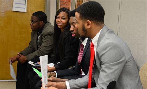 Baltimore City Youth Explore Health Care Careers Through Summer Jobs At Baltimore City Youth Explore Health Care Careers Through Summer Jobs At