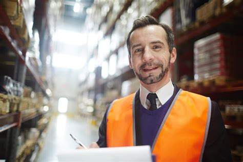 Can Felons Work At Amazon