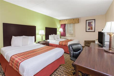 Days Inn Suites Madison Turn Your Halloween Into A Memorable Holiday With Family Reserve Your Room Today Call Us Now At 1 608 223 1800 For Bookings Instagram Days Inn Suites Madison Turn Your Halloween Into A Memorable Holiday With Family Reserve Your Room Today Call Us Now At 1 608 223 1800 For Bookings Instagram