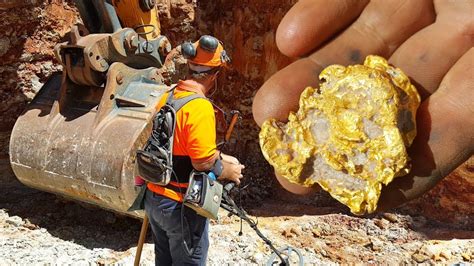 Gold Nuggets With Metal Detector In Gold Mine Australia En Youtube Gold Nuggets With Metal Detector In Gold Mine Australia En Youtube