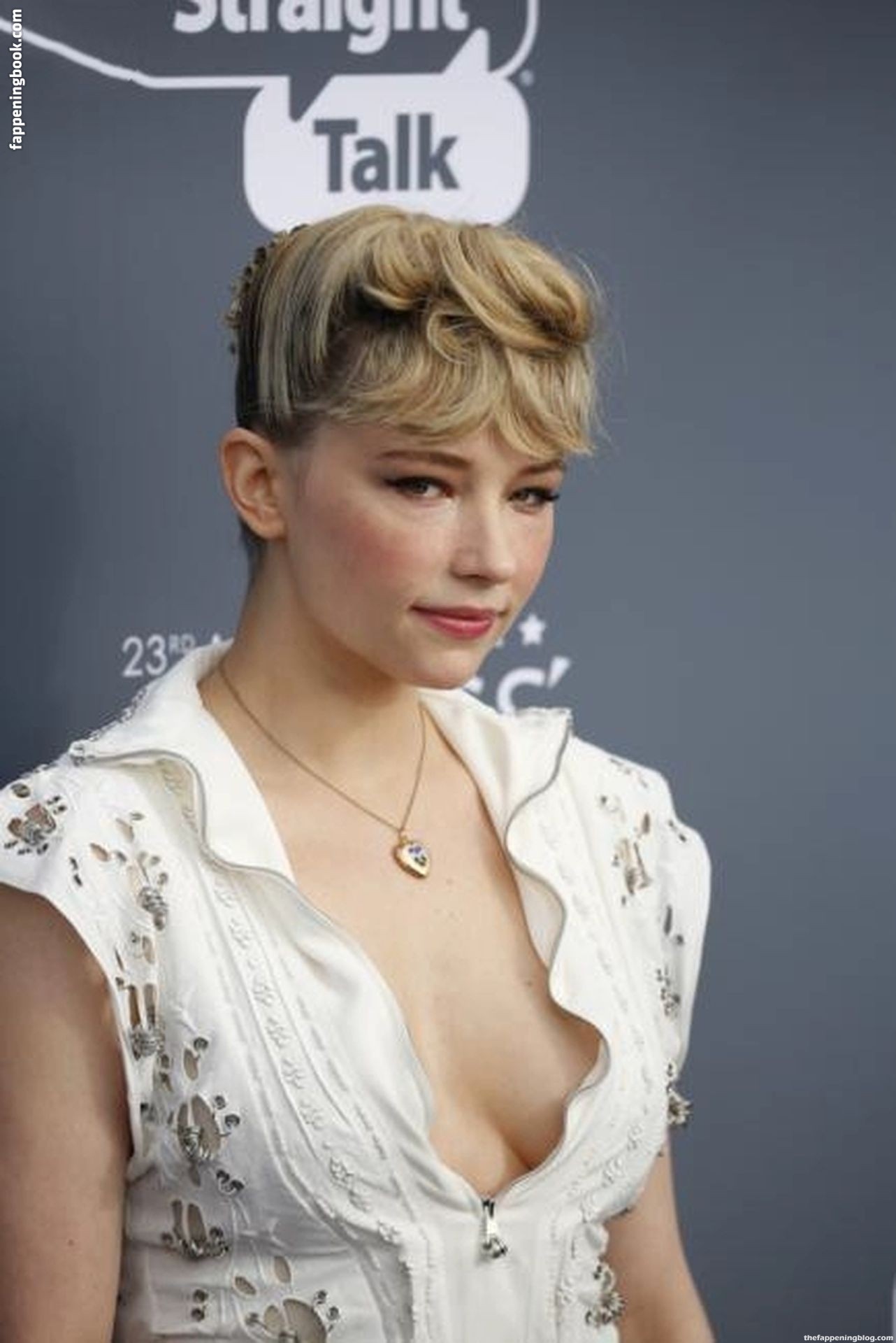 Haley Bennett Nude