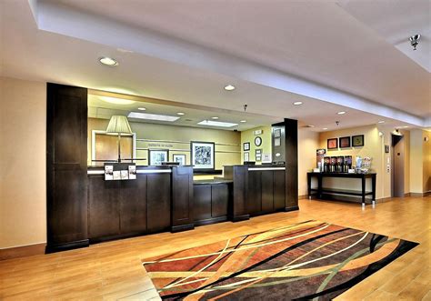 Hampton Inn Eden Nc Lobby Daly Hotel Management Hampton Inn Eden Nc Lobby Daly Hotel Management