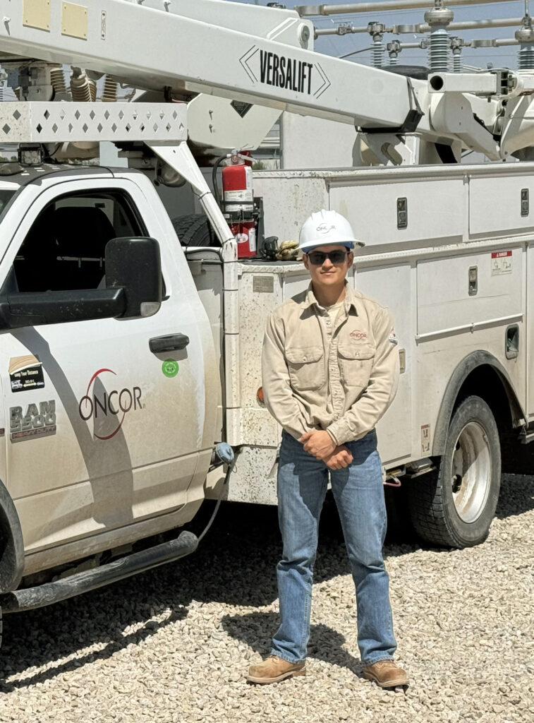 Internship At Energy Company Helps Tstc Mechatronics Technology Student Refine His Skills Myrgv Com Internship At Energy Company Helps Tstc Mechatronics Technology Student Refine His Skills Myrgv Com