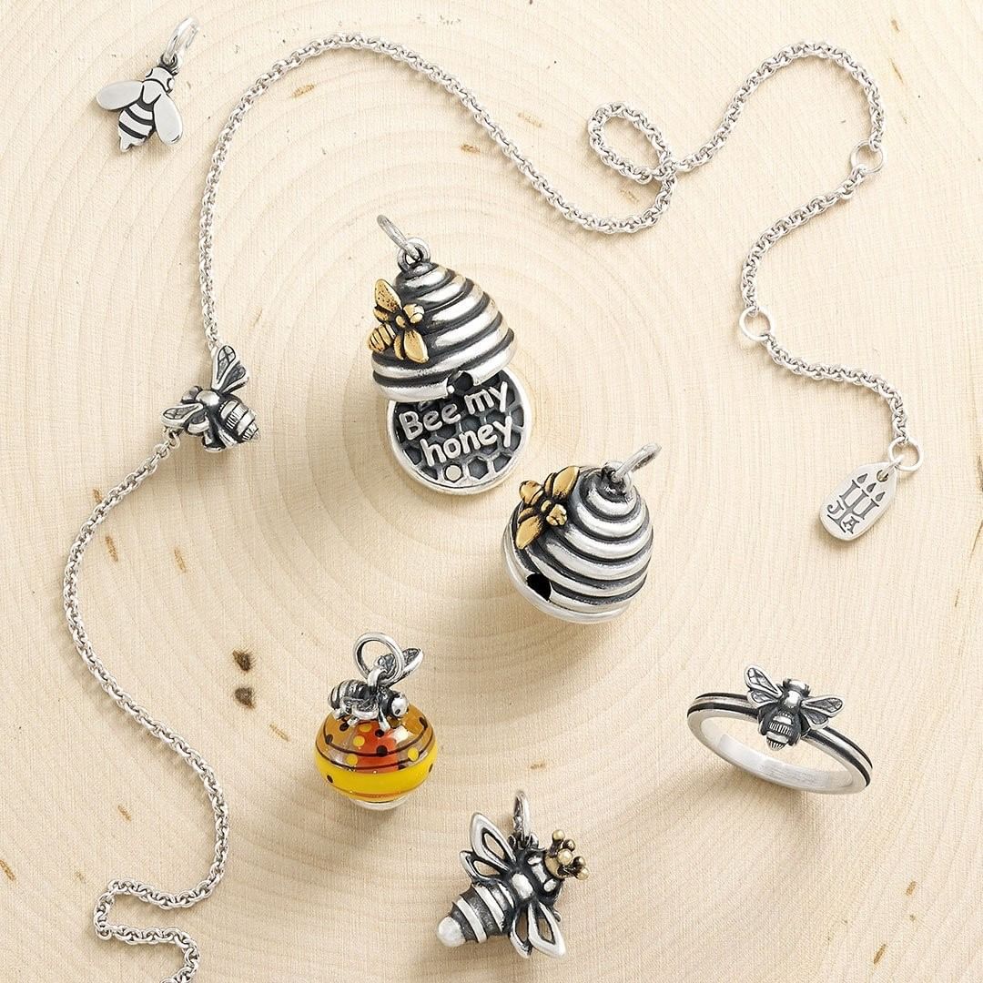 James Avery Artisan Jewelry We Re Hiring Seasonal Sales Associates Age 18 To Deliver Exceptional Customer Service And Assistance To Our Guests Ready To Join Our Instagram James Avery Artisan Jewelry We Re Hiring Seasonal Sales Associates Age 18 To Deliver Exceptional Customer Service And Assistance To Our Guests Ready To Join Our Instagram