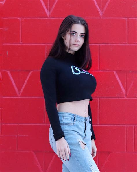 Julia Burch Biography Info Wiki Age Height Photos About Julia Burch Biography Info Wiki Age Height Photos About