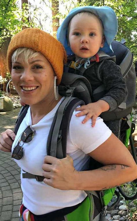 Look Back At Pink S Coolest Mom Moments E News Look Back At Pink S Coolest Mom Moments E News