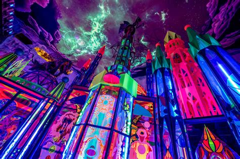 Meow Wolf Houston Careers