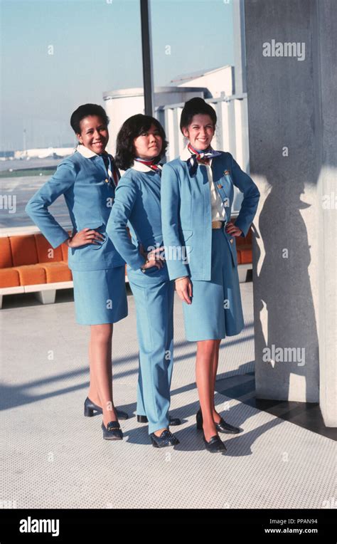 Pan American Flight Attendant Airline Crew 1970 S Usa Stock Photo Alamy Pan American Flight Attendant Airline Crew 1970 S Usa Stock Photo Alamy