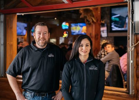 Twin Peaks Restaurant Careers