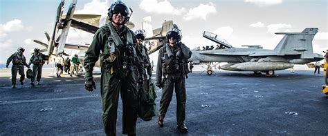 U S Navy Fixed Wing Pilot Careers Navy Com U S Navy Fixed Wing Pilot Careers Navy Com